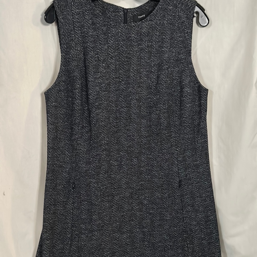 Theory Vent Front Shift Sleeveless Navy Multi Chevron Knit Mini Dress 10